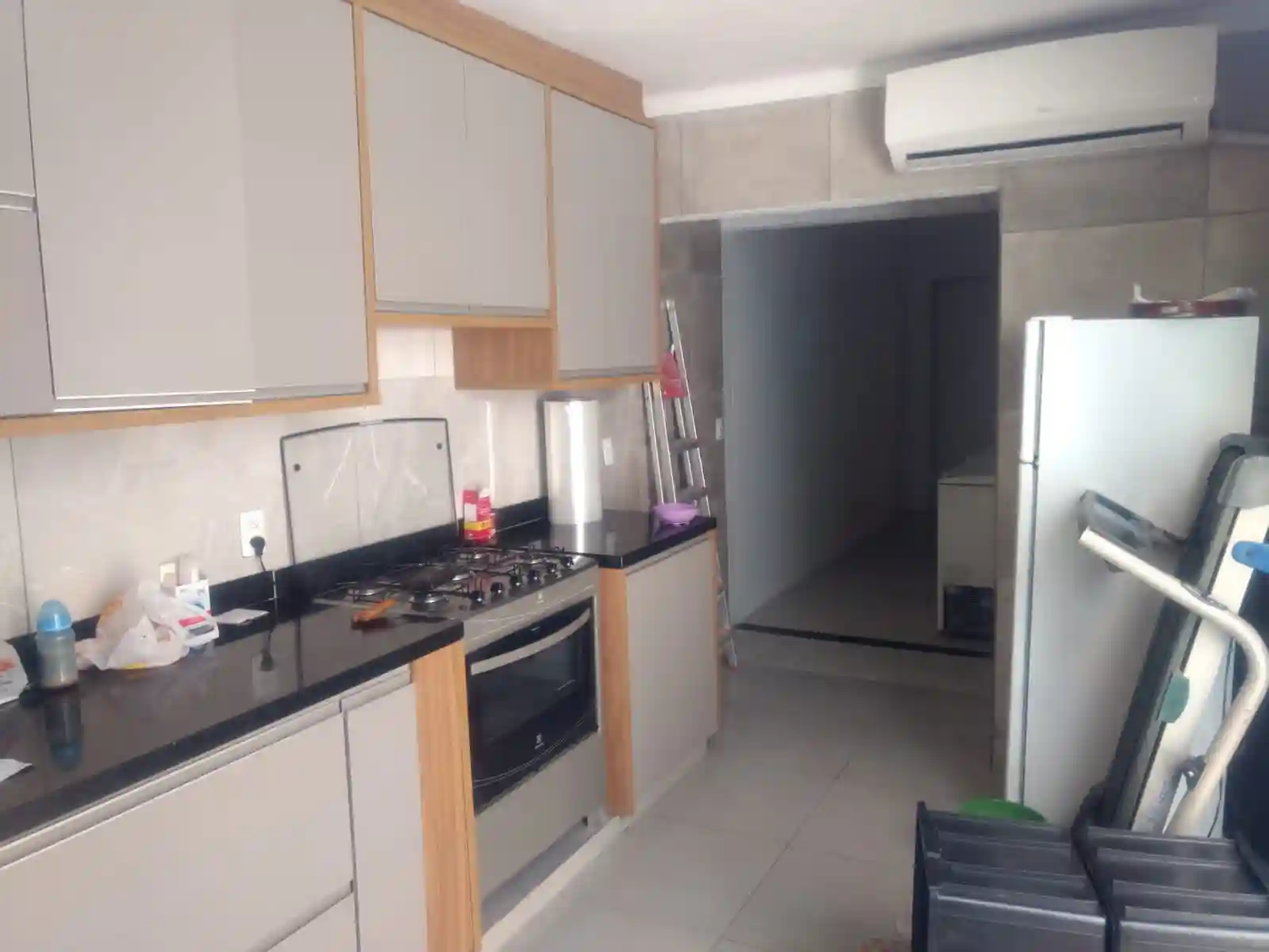 Casa de Condomínio com 3 quartos à venda, 160m² — foto 9 de 13