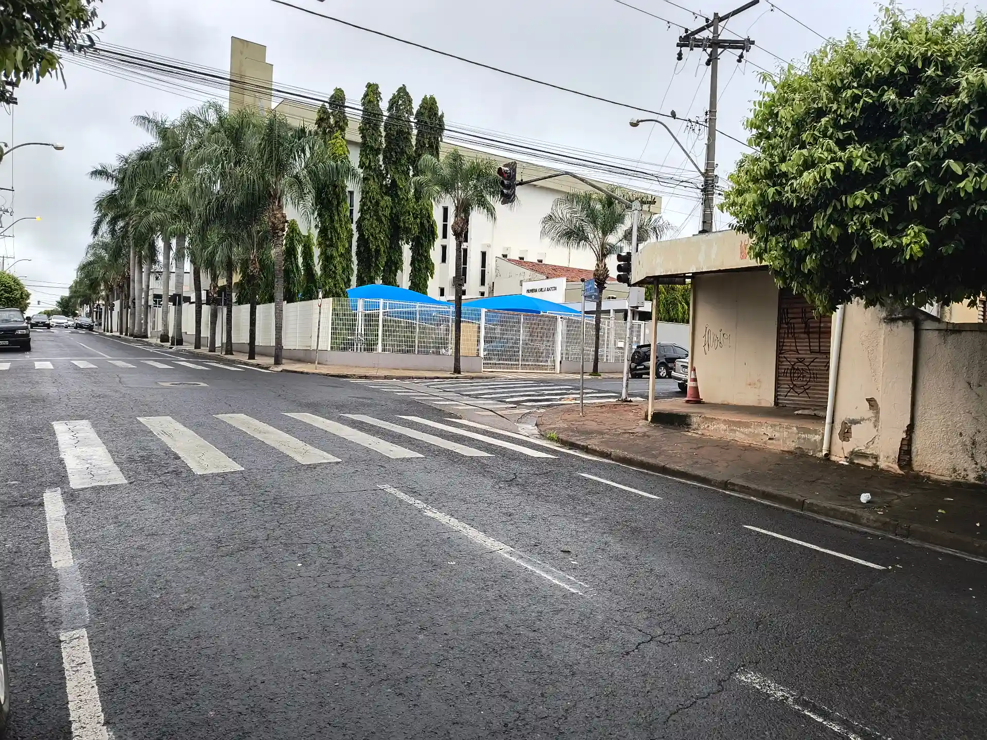 Casa Comercial com 3 quartos à venda, 500m² — foto 3 de 6