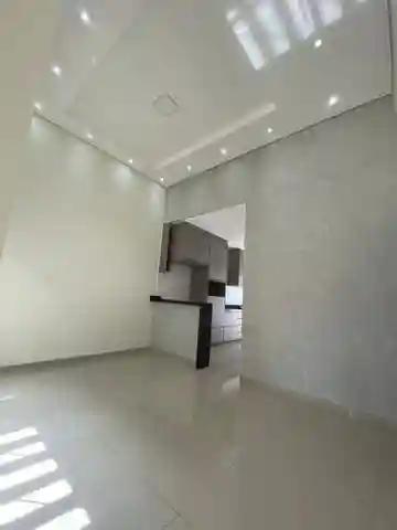 Casa com 3 quartos à venda, 210m² — foto 1 de 19