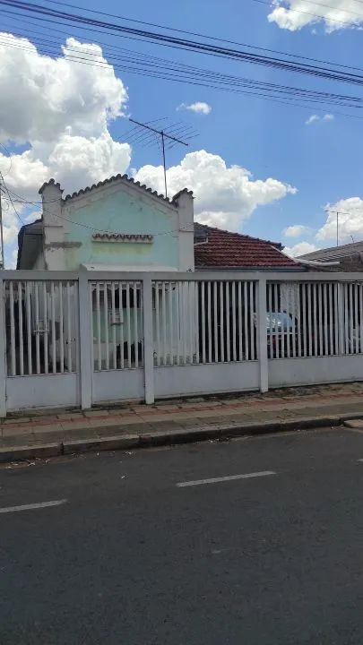 Casa à venda — foto 1 de 12