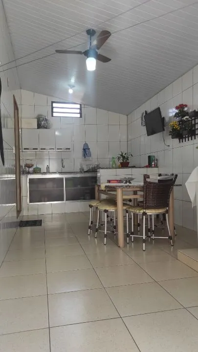Casa à venda — foto 4 de 12