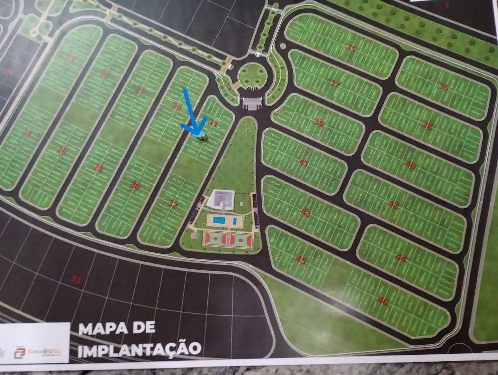 Terreno / Lote / Condomínio  à venda, 268m² — foto 1 de 9