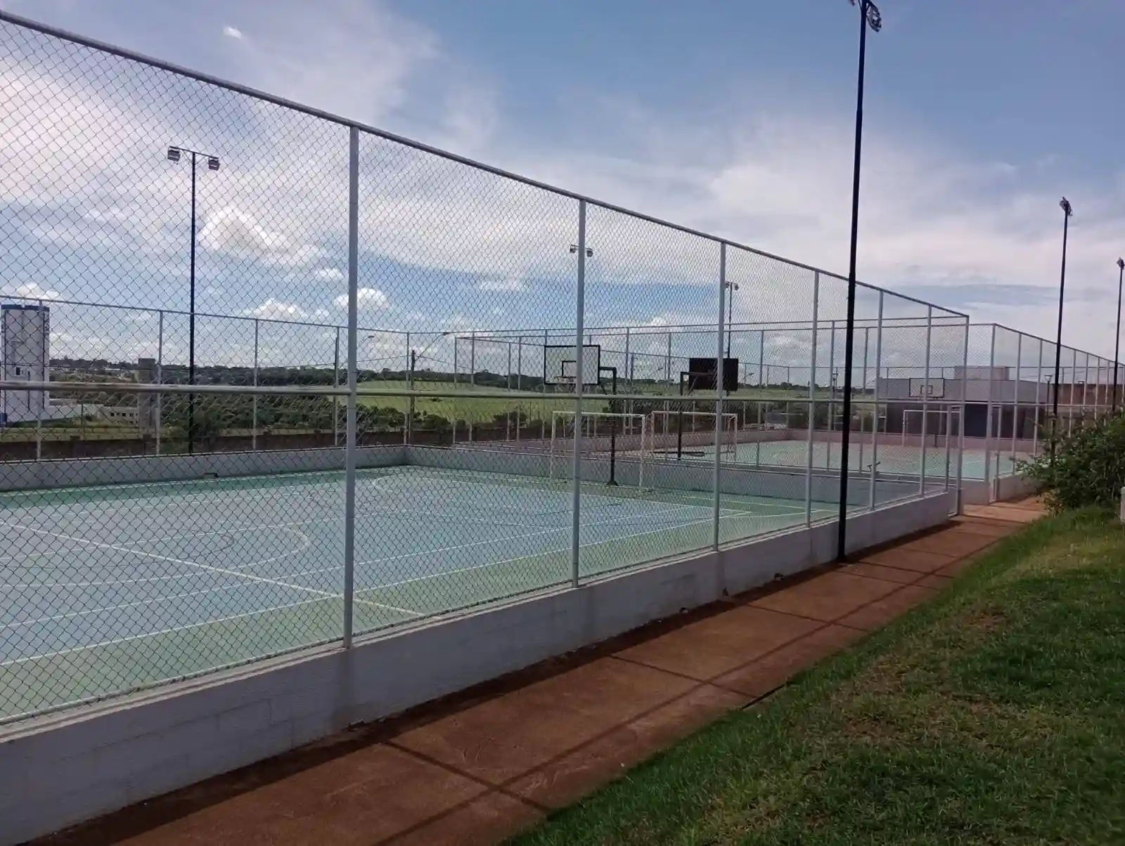 Terreno / Lote / Condomínio  à venda, 268m² — foto 6 de 9