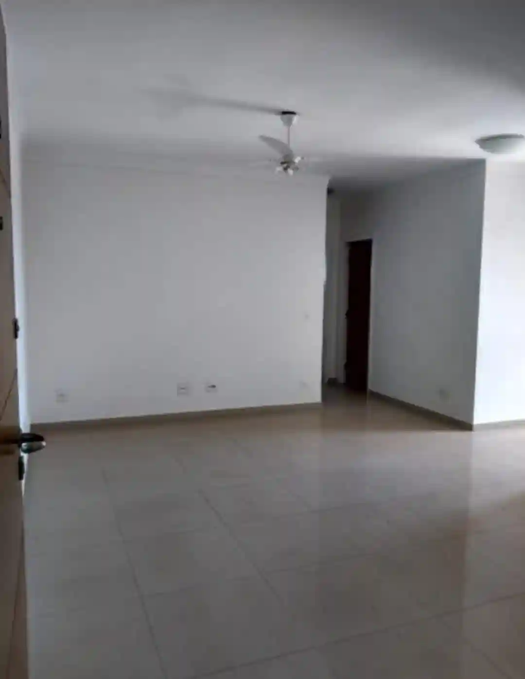 Apartamento com 2 quartos à venda, 60m² — foto 3 de 12