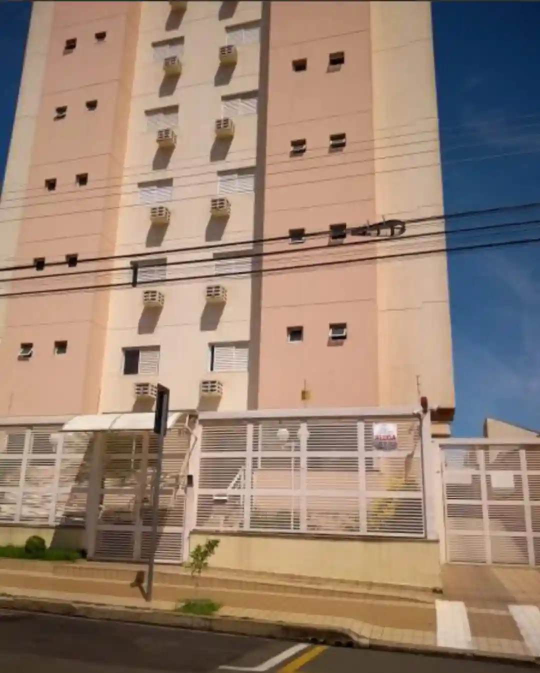 Apartamento com 2 quartos à venda, 60m² — foto 1 de 12