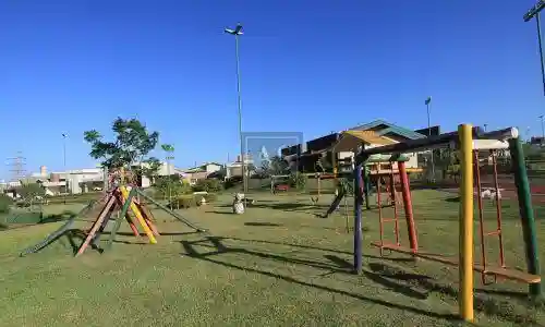 Terreno / Lote / Condomínio  à venda, 299m² — foto 6 de 9