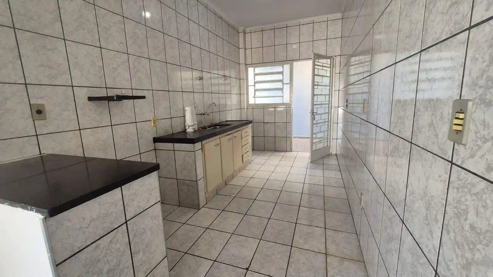 Casa com 3 quartos à venda, 300m² — foto 8 de 13