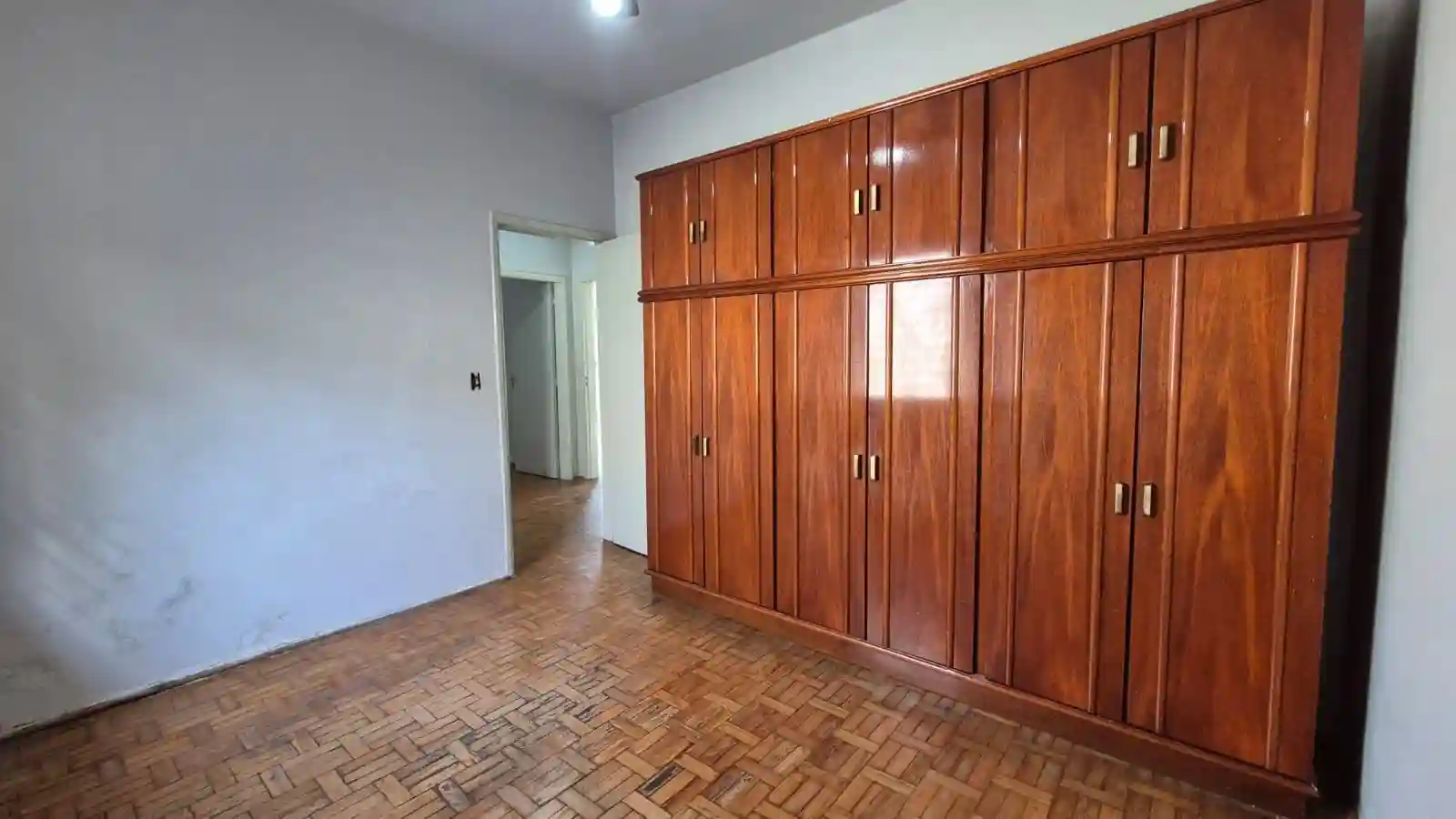 Casa com 3 quartos à venda, 300m² — foto 7 de 13