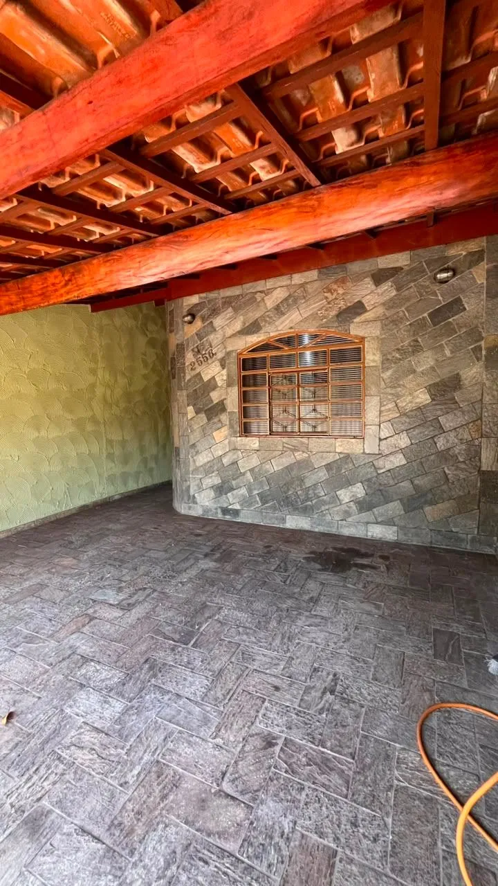 Casa com 2 quartos à venda, 120m² — foto 2 de 14