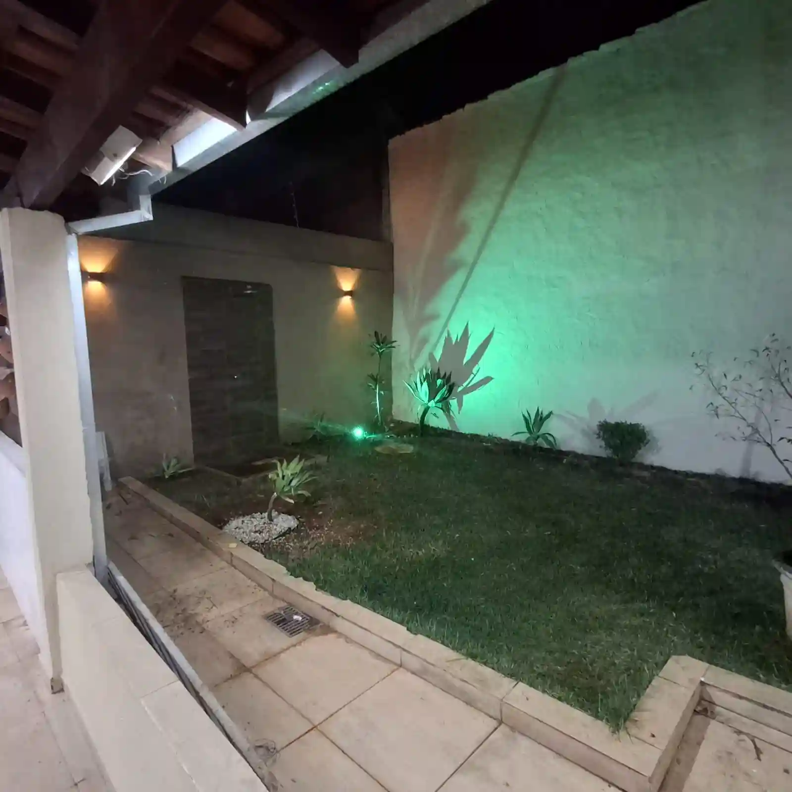 Casa com 3 quartos à venda, 140m² — foto 27 de 28