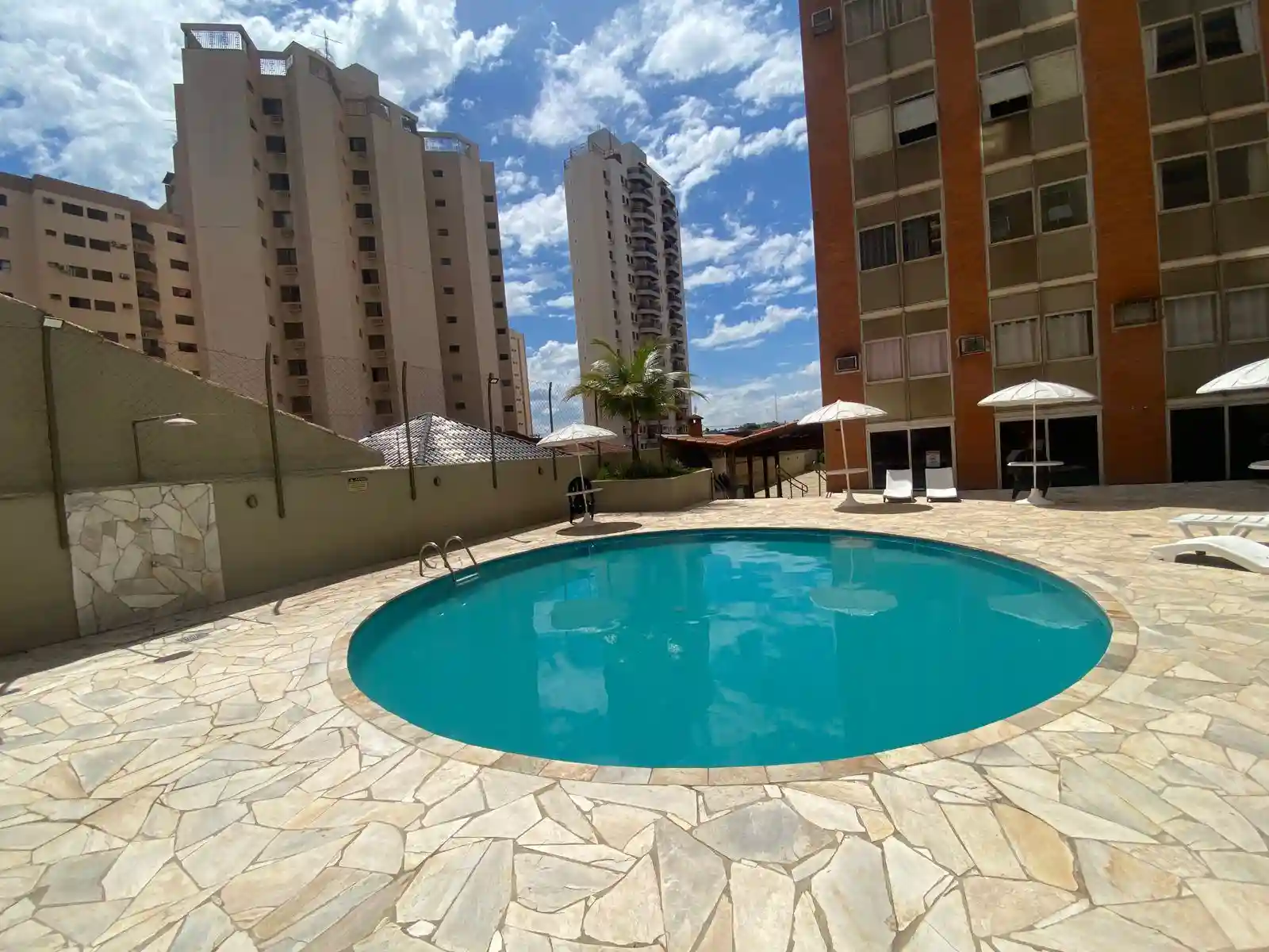 Apartamento com 3 quartos à venda, 90m² — foto 11 de 17