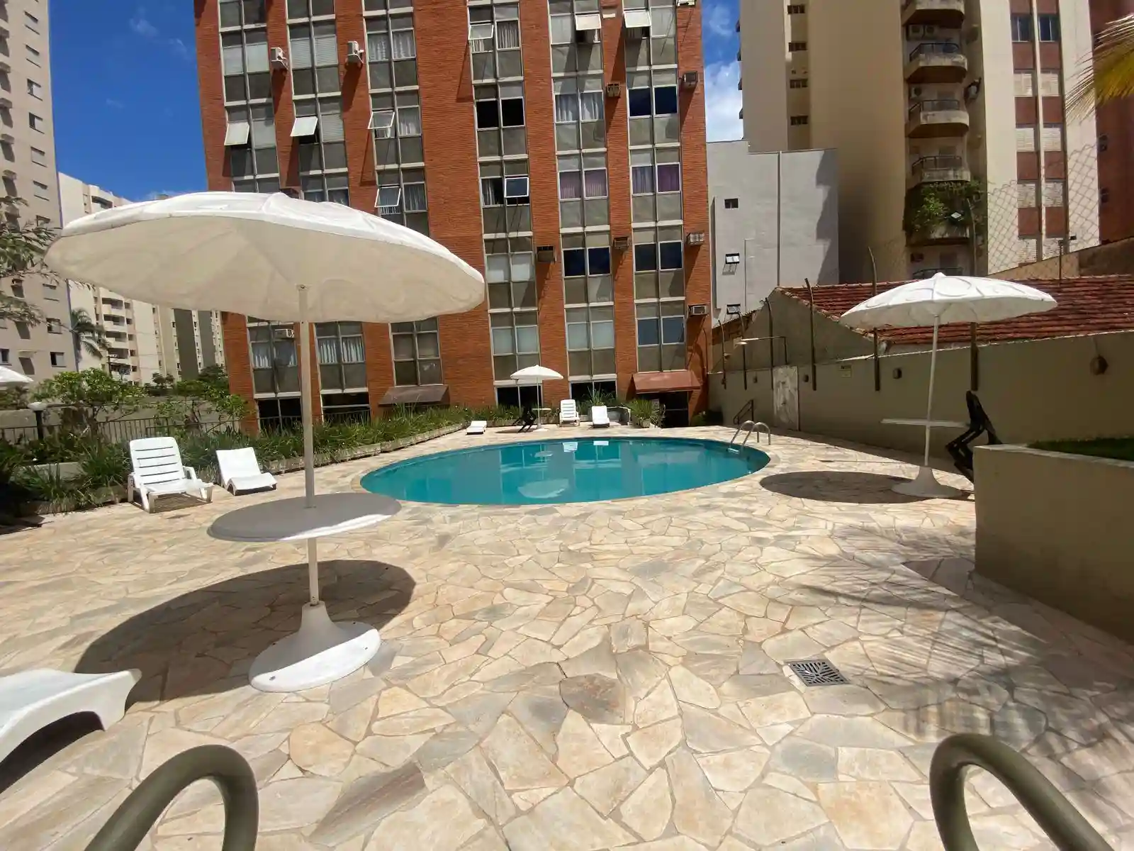 Apartamento com 3 quartos à venda, 90m² — foto 14 de 17