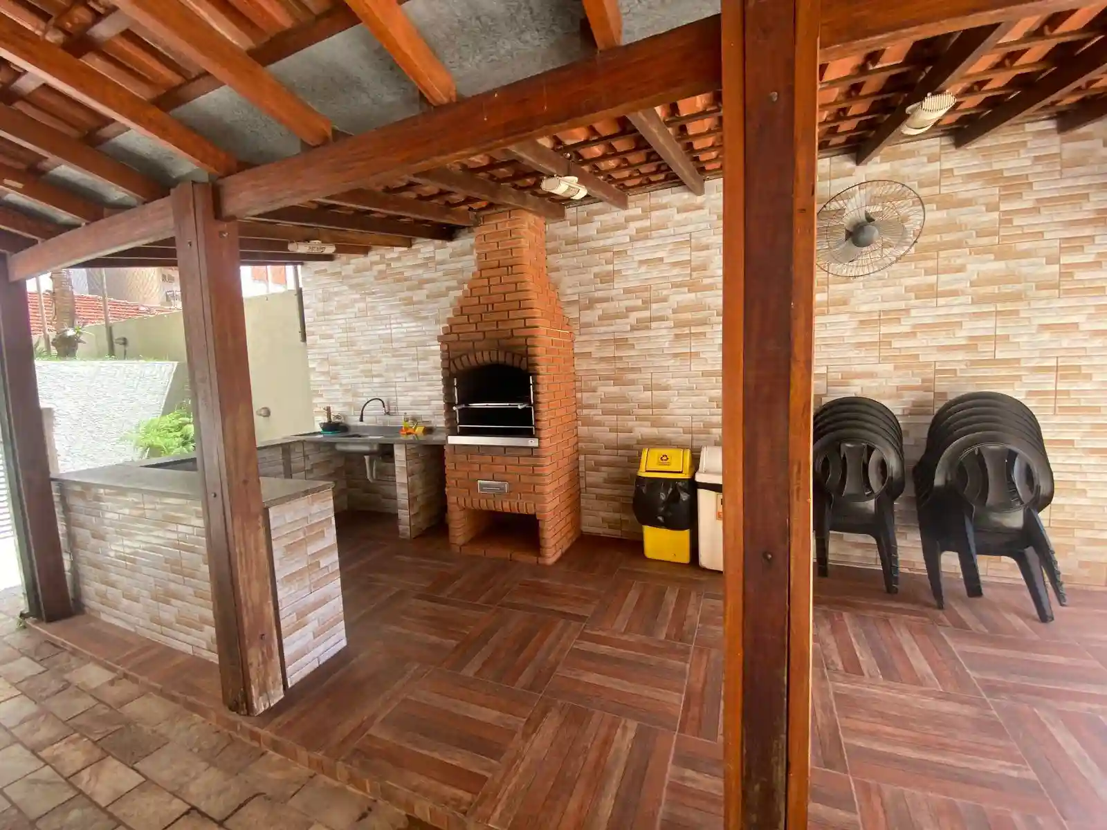 Apartamento com 3 quartos à venda, 90m² — foto 12 de 17