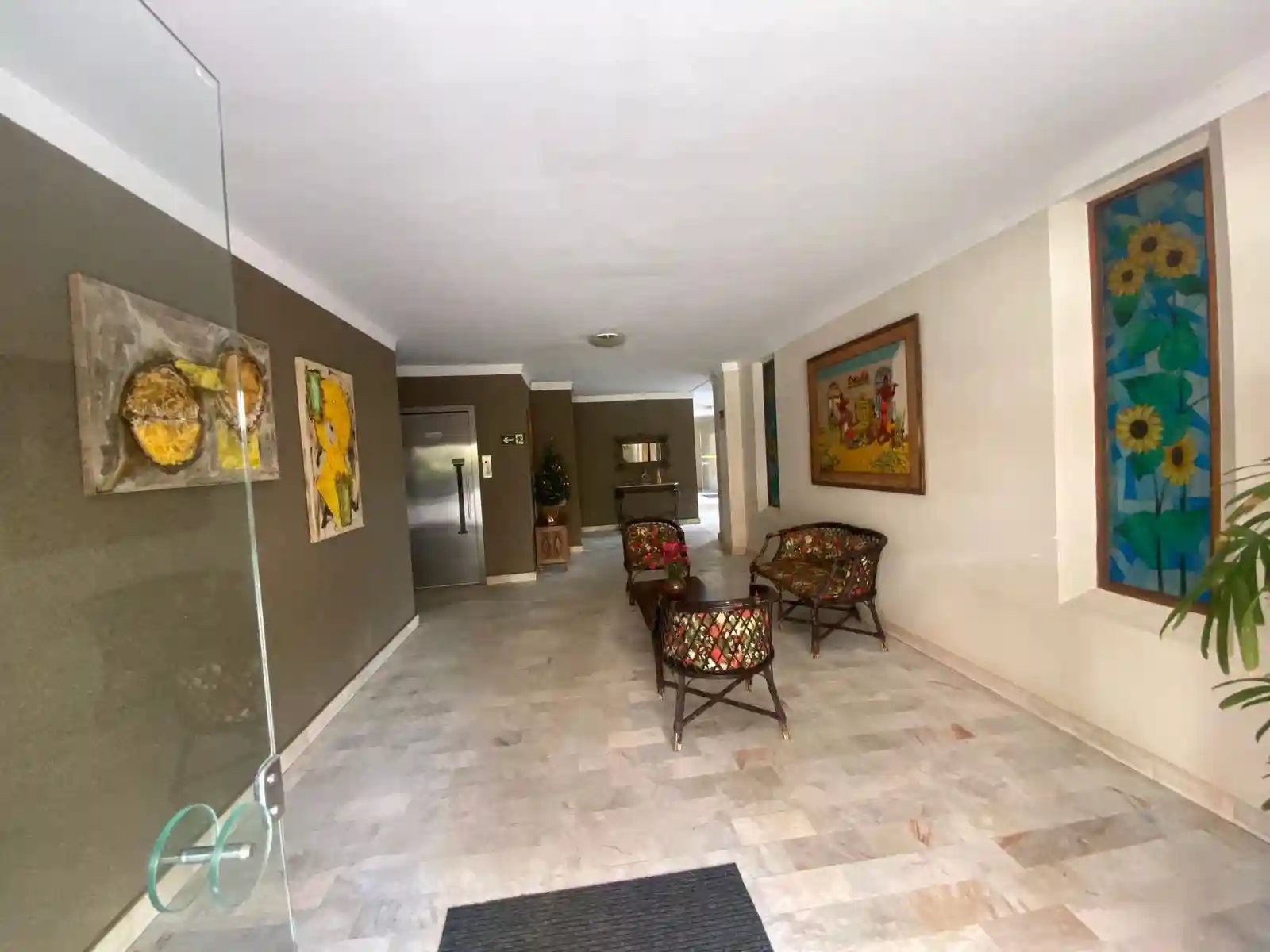 Apartamento com 3 quartos à venda, 90m² — foto 15 de 17