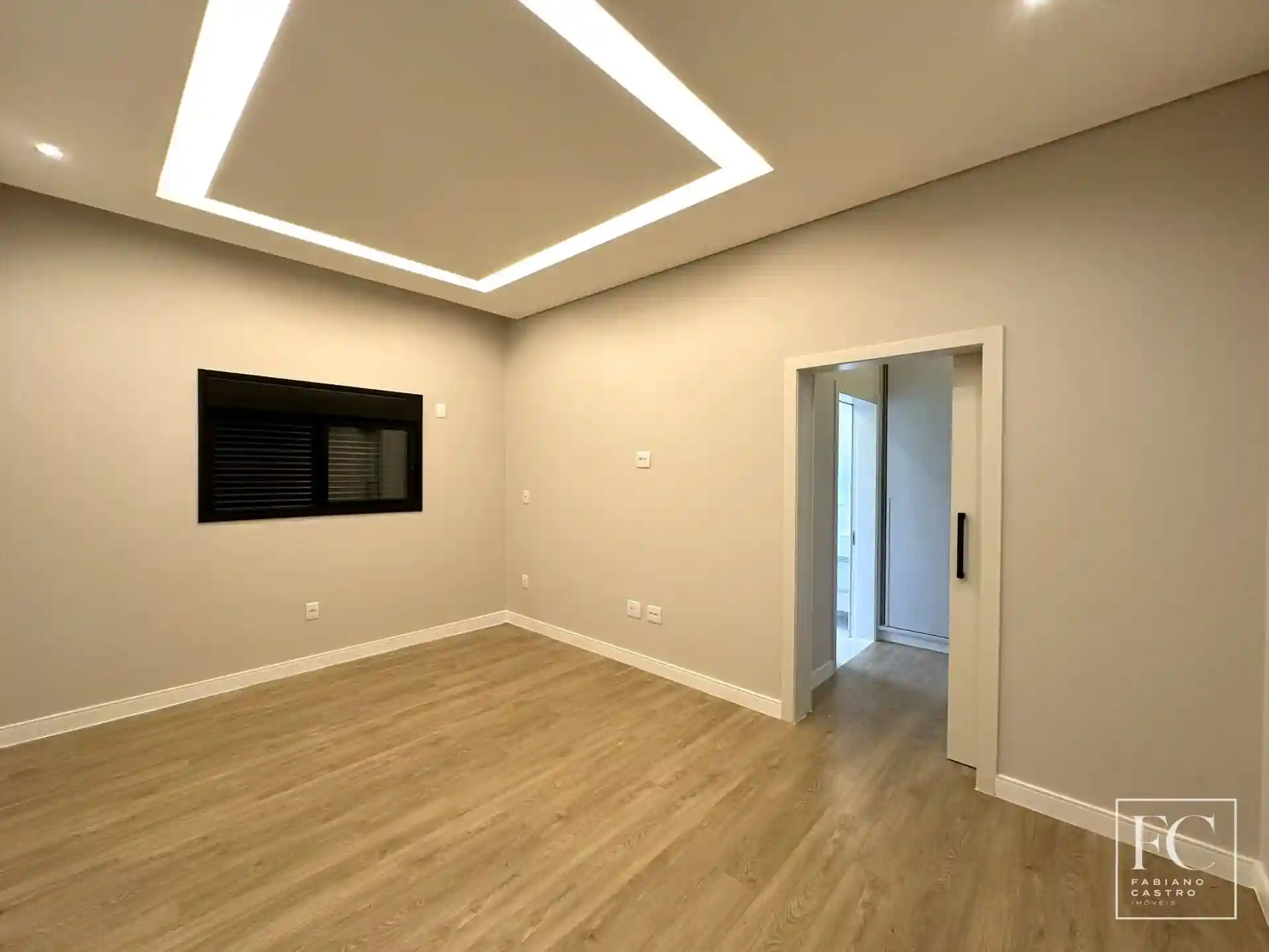 Casa de Condomínio com 3 quartos à venda, 200m² — foto 23 de 25