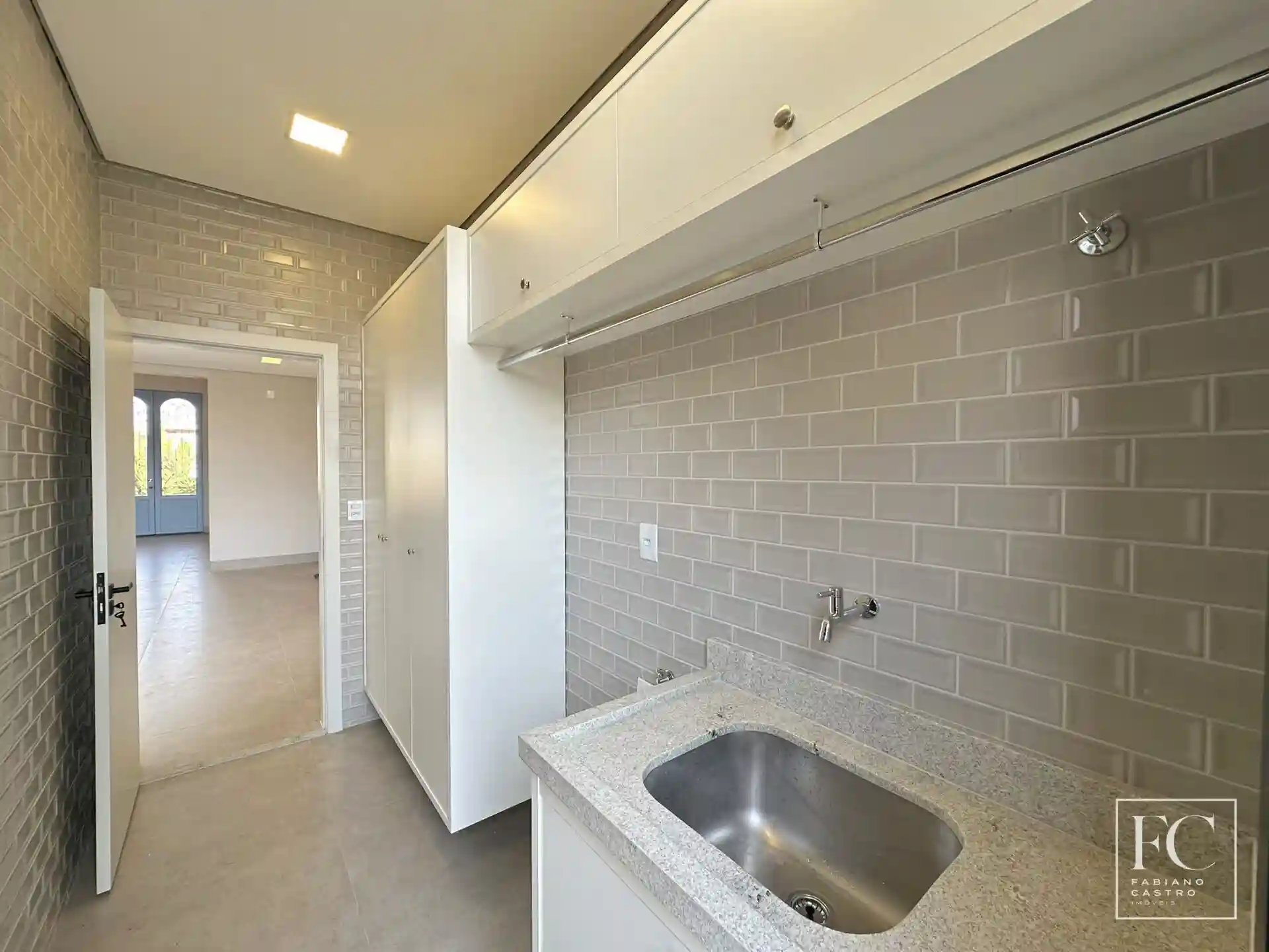 Casa de Condomínio com 3 quartos à venda, 200m² — foto 12 de 25