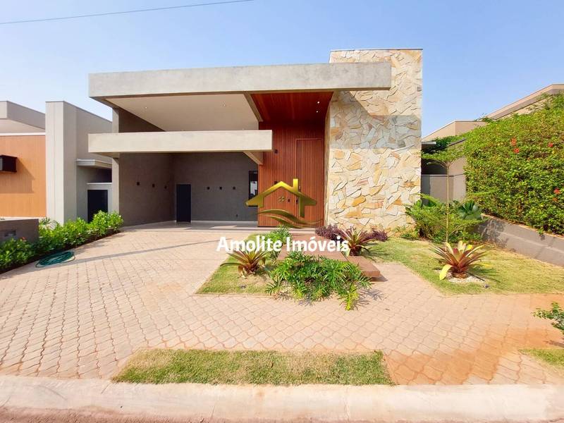 Casa de Condomínio com 3 quartos à venda, 216m² — foto 2 de 66