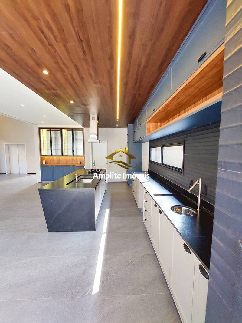 Casa de Condomínio com 3 quartos à venda, 216m² — foto 9 de 66