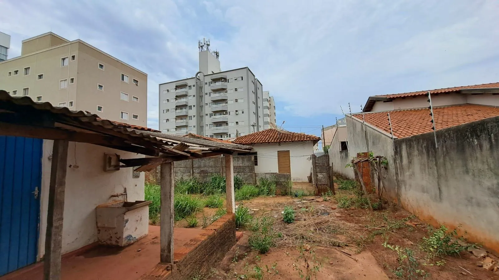 Casa com 2 quartos à venda, 360m² — foto 28 de 32
