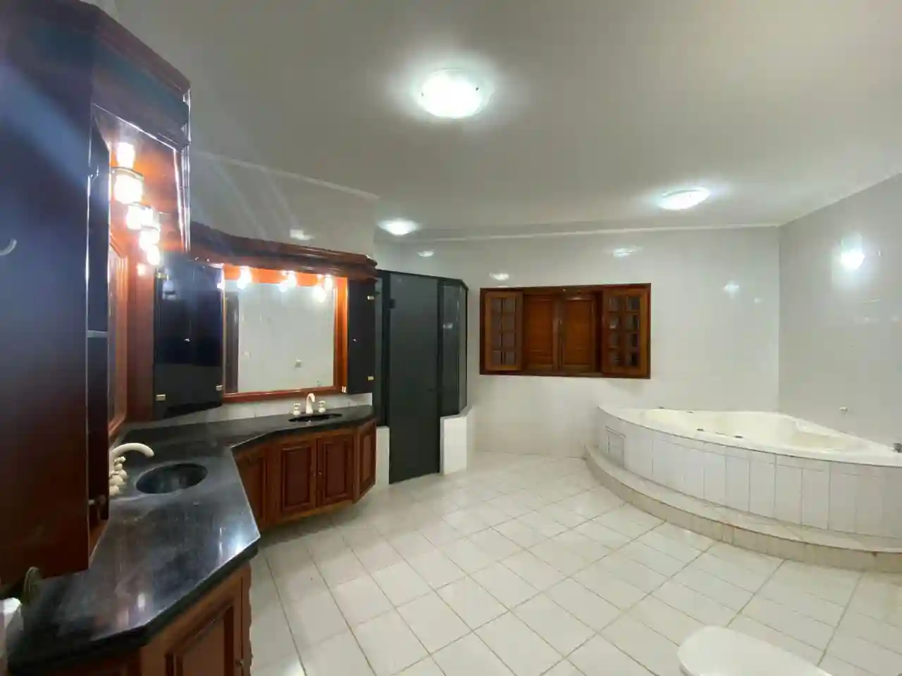 Casa com 8 quartos à venda, 1200m² — foto 6 de 7
