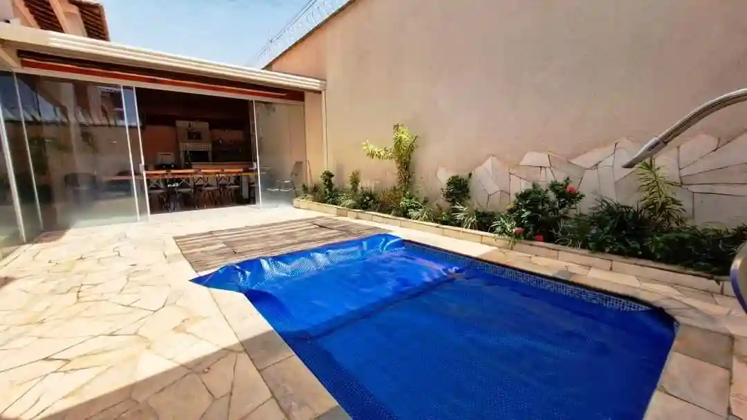 Casa de Condomínio com 3 quartos à venda, 10m² — foto 18 de 24