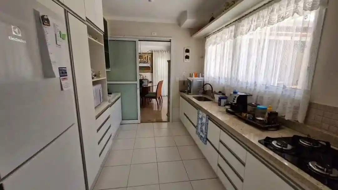 Casa de Condomínio com 3 quartos à venda, 10m² — foto 24 de 24