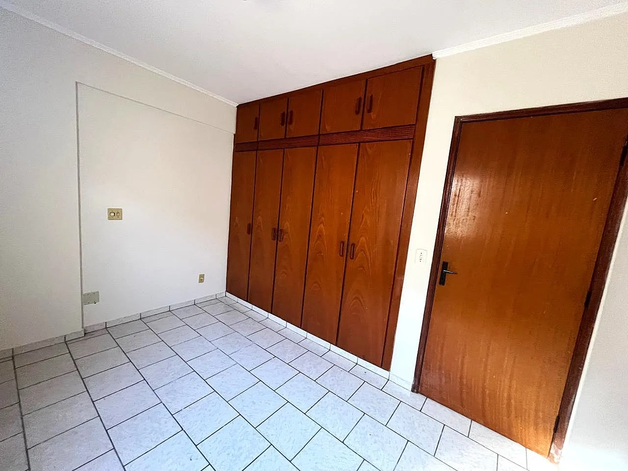 Apartamento com 2 quartos para aluguel, 70m² — foto 11 de 13