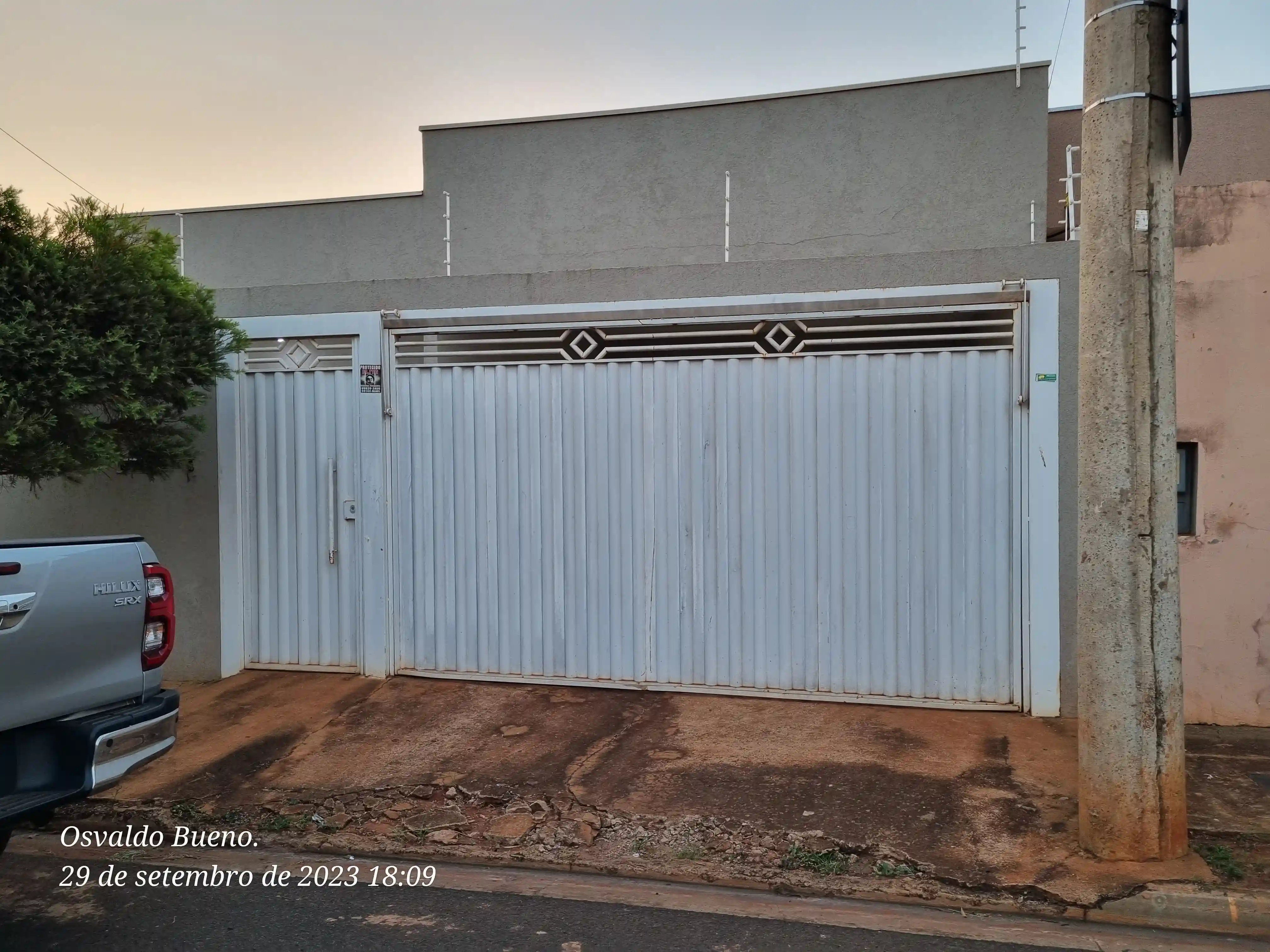 Casa com 2 quartos à venda, 140m² — foto 2 de 13