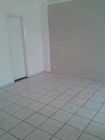 Apartamento à venda — foto 3 de 6
