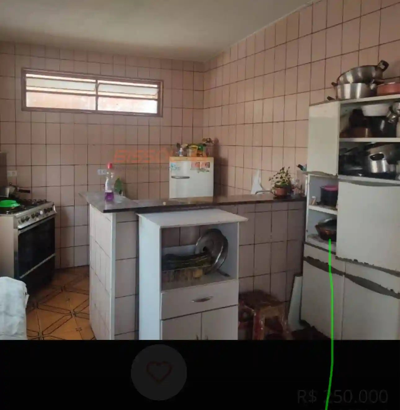 Casa com 3 quartos à venda, 300m² — foto 3 de 5