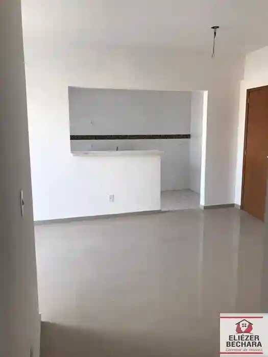 Apartamento com 2 quartos à venda, 70m² — foto 3 de 14