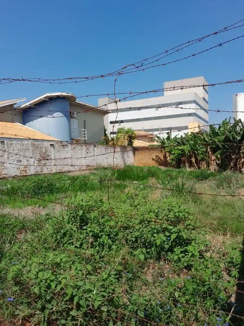 Terreno / Lote / Condomínio  à venda, 457m² — foto 3 de 5