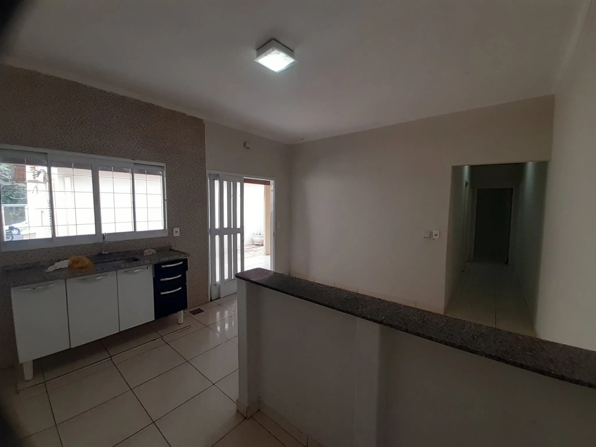 Casa com 2 quartos para aluguel, 60m² — foto 4 de 10