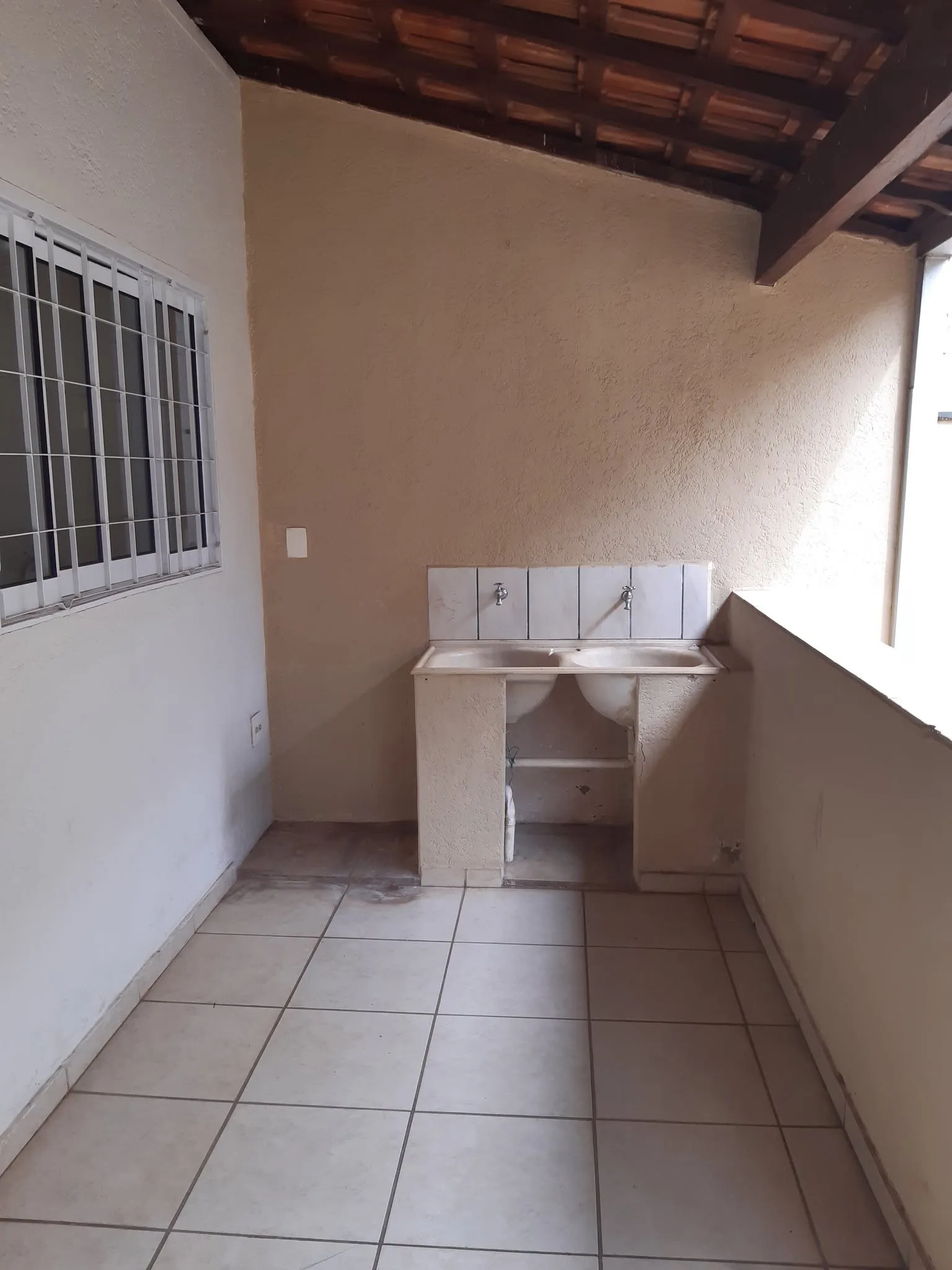 Casa com 2 quartos para aluguel, 60m² — foto 10 de 10