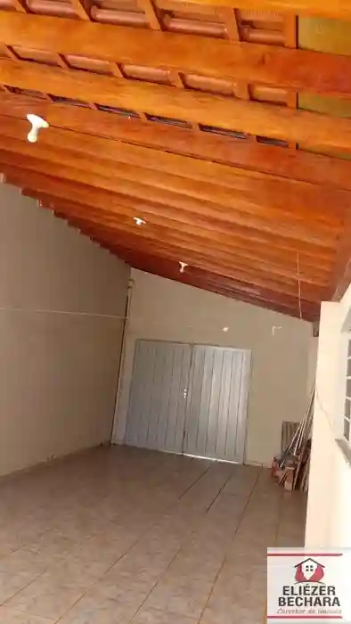 Casa com 3 quartos à venda, 250m² — foto 17 de 19