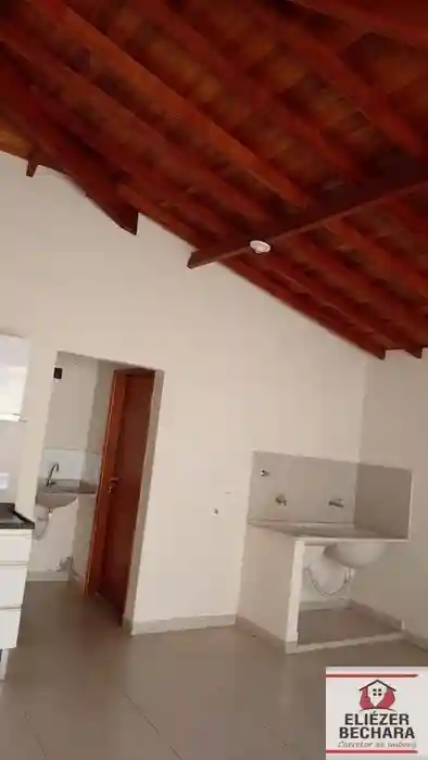 Casa com 3 quartos à venda, 250m² — foto 4 de 19