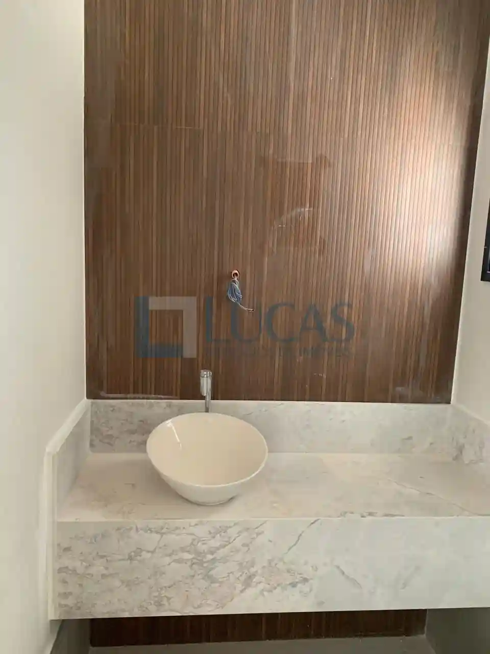 Casa de Condomínio com 4 quartos à venda, 228m² — foto 11 de 13
