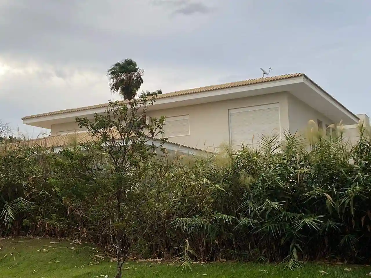 Casa de Condomínio com 4 quartos à venda, 908m² — foto 4 de 24