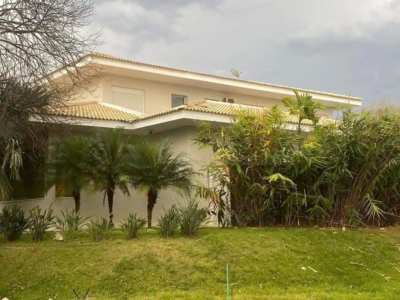 Casa de Condomínio com 4 quartos à venda, 908m² — foto 1 de 24