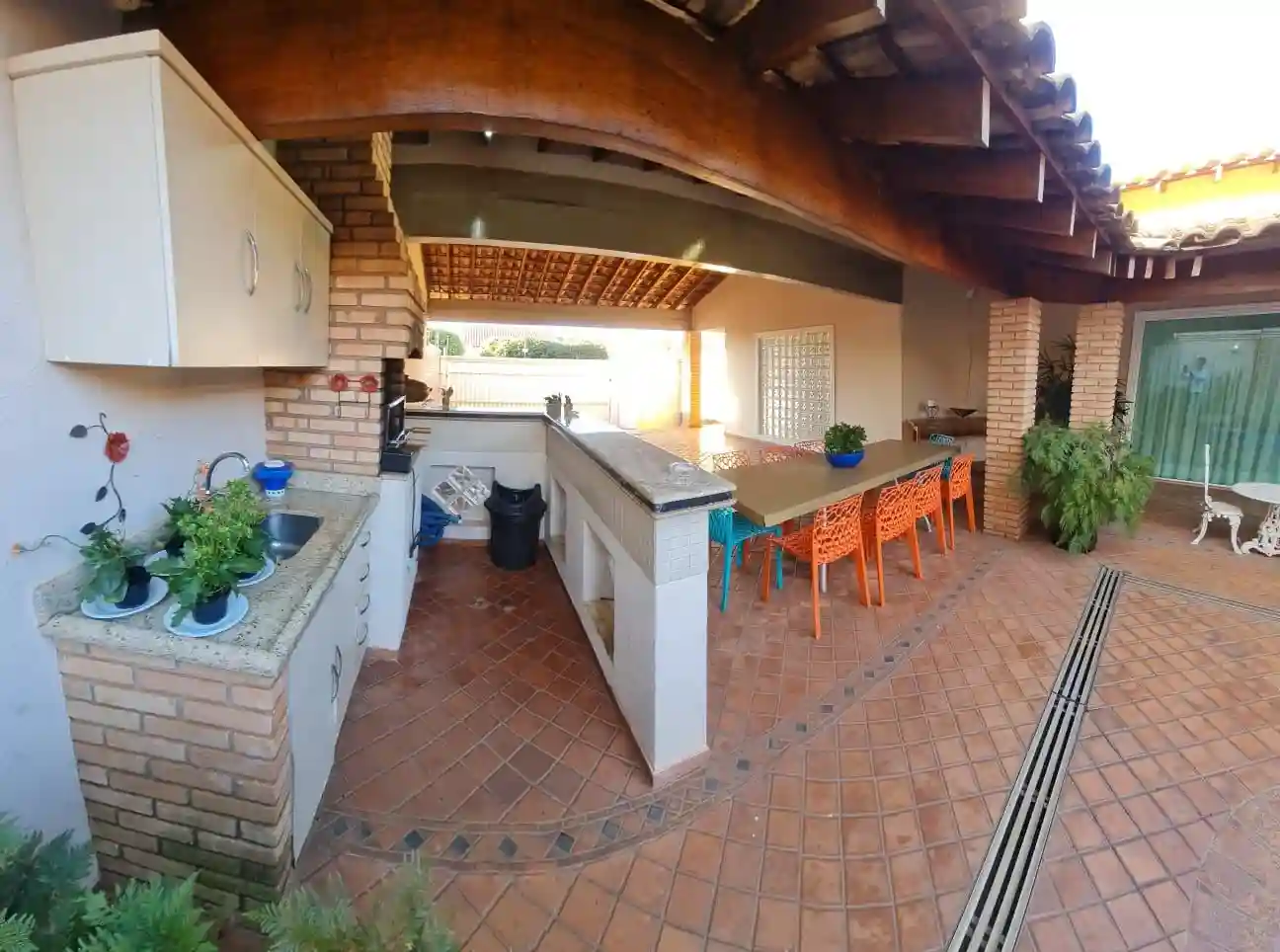 Casa com 4 quartos à venda, 525m² — foto 2 de 34