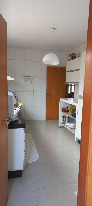 Sobrado à venda — foto 4 de 6