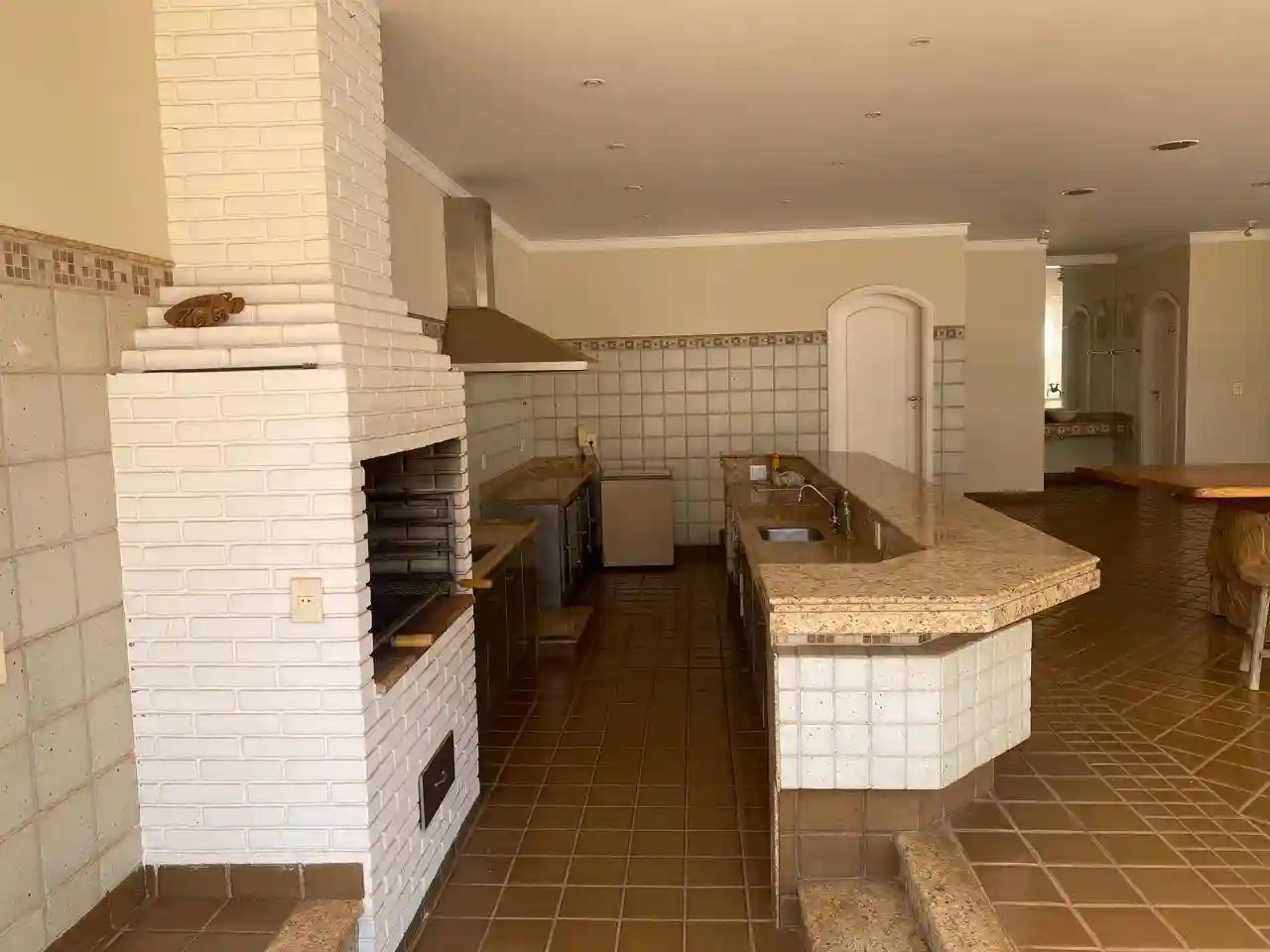 Casa com 4 quartos à venda, 1152m² — foto 8 de 26