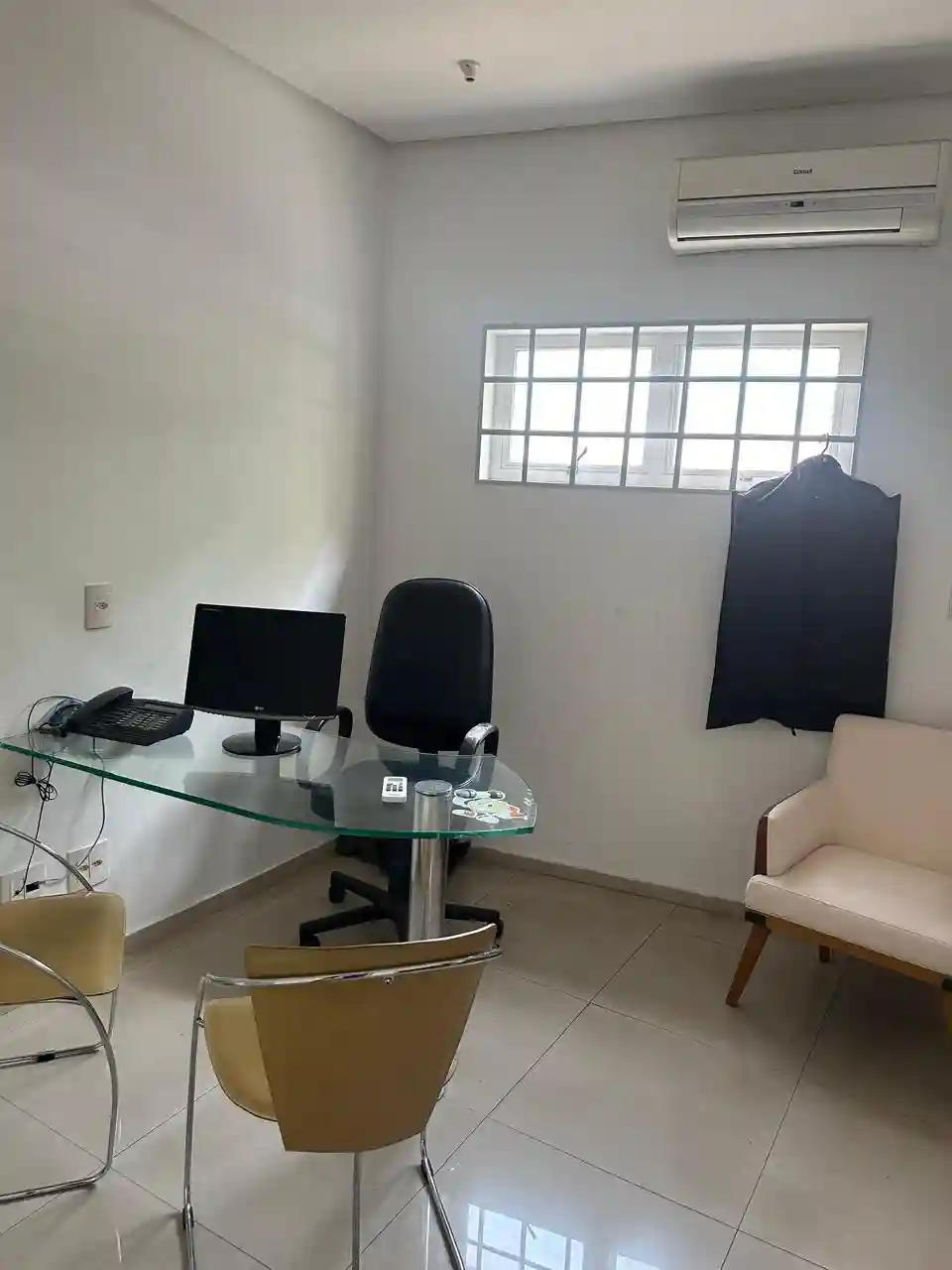 Imóvel Comercial  para aluguel, 12m² — foto 2 de 12