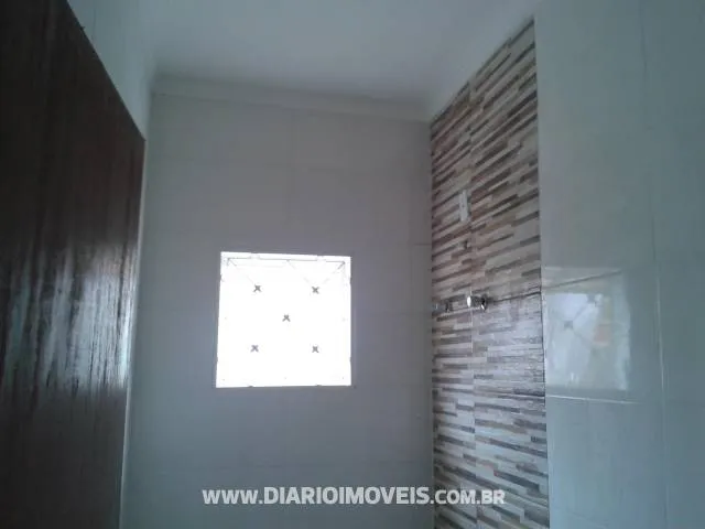 Casa à venda — foto 3 de 3