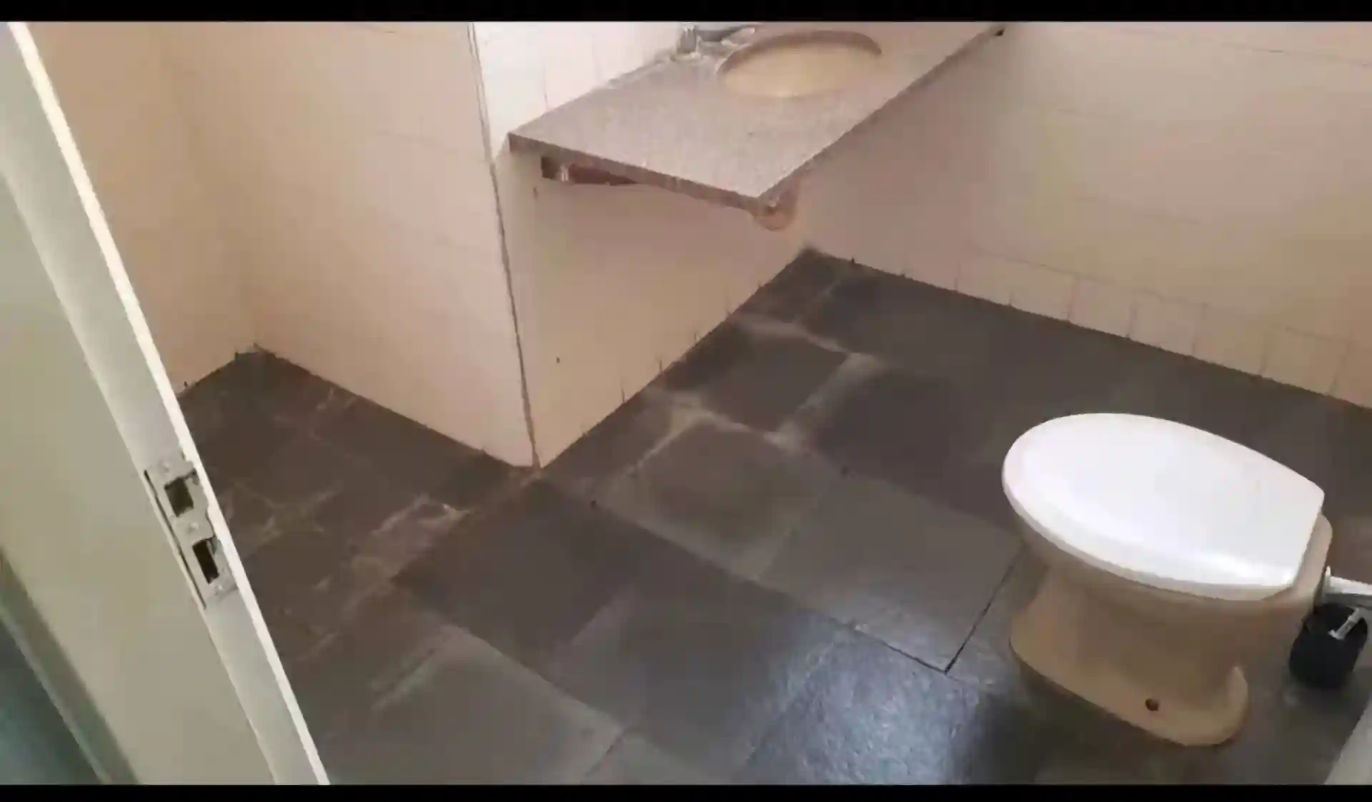 Casa com 4 quartos à venda, 180m² — foto 18 de 20
