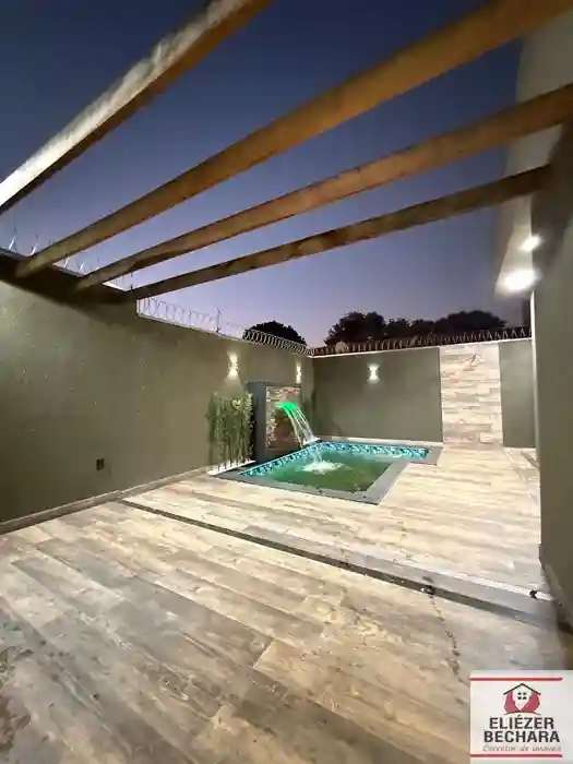 Casa com 3 quartos à venda, 137m² — foto 22 de 25