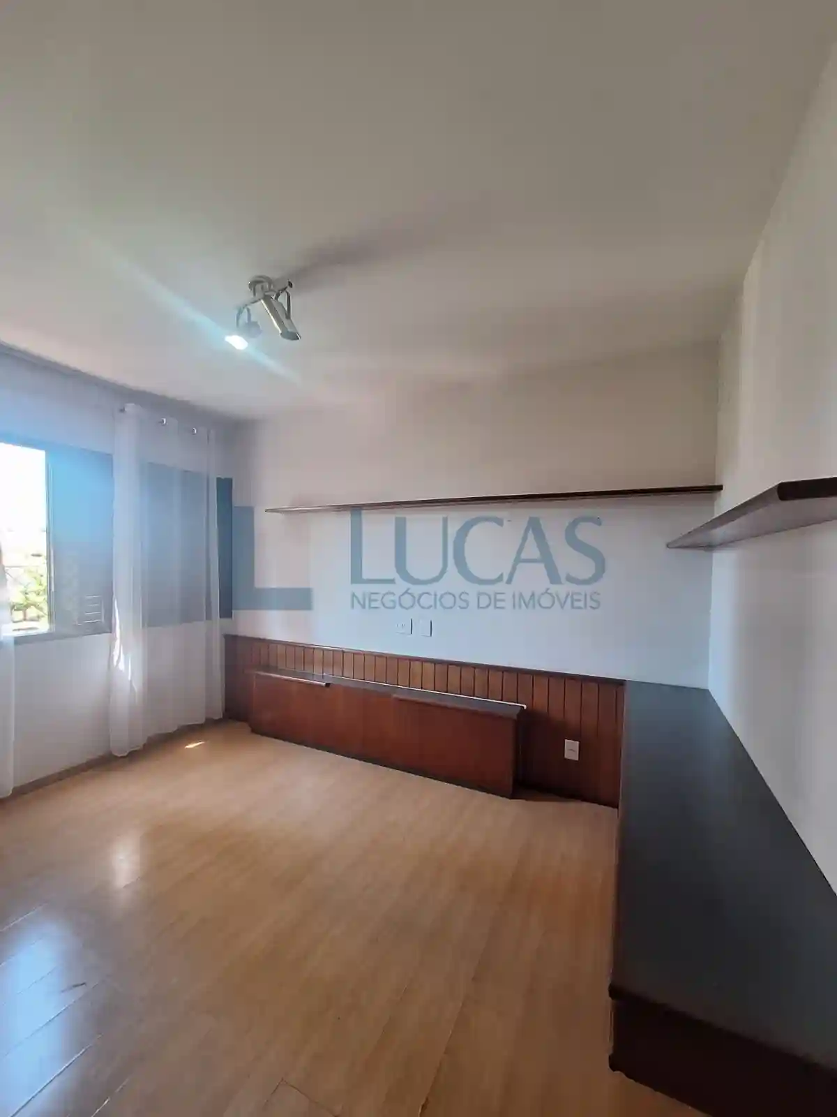 Apartamento com 3 quartos para aluguel, 175m² — foto 5 de 28