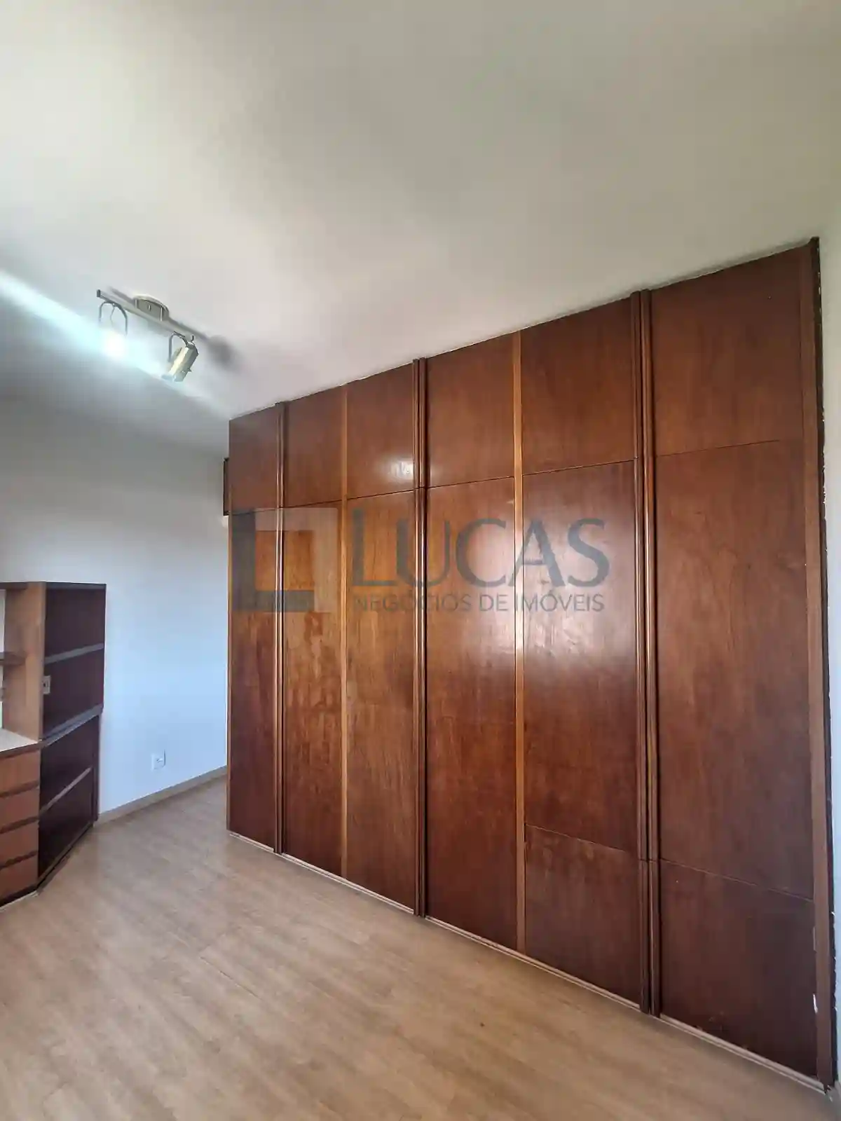 Apartamento com 3 quartos para aluguel, 175m² — foto 13 de 28