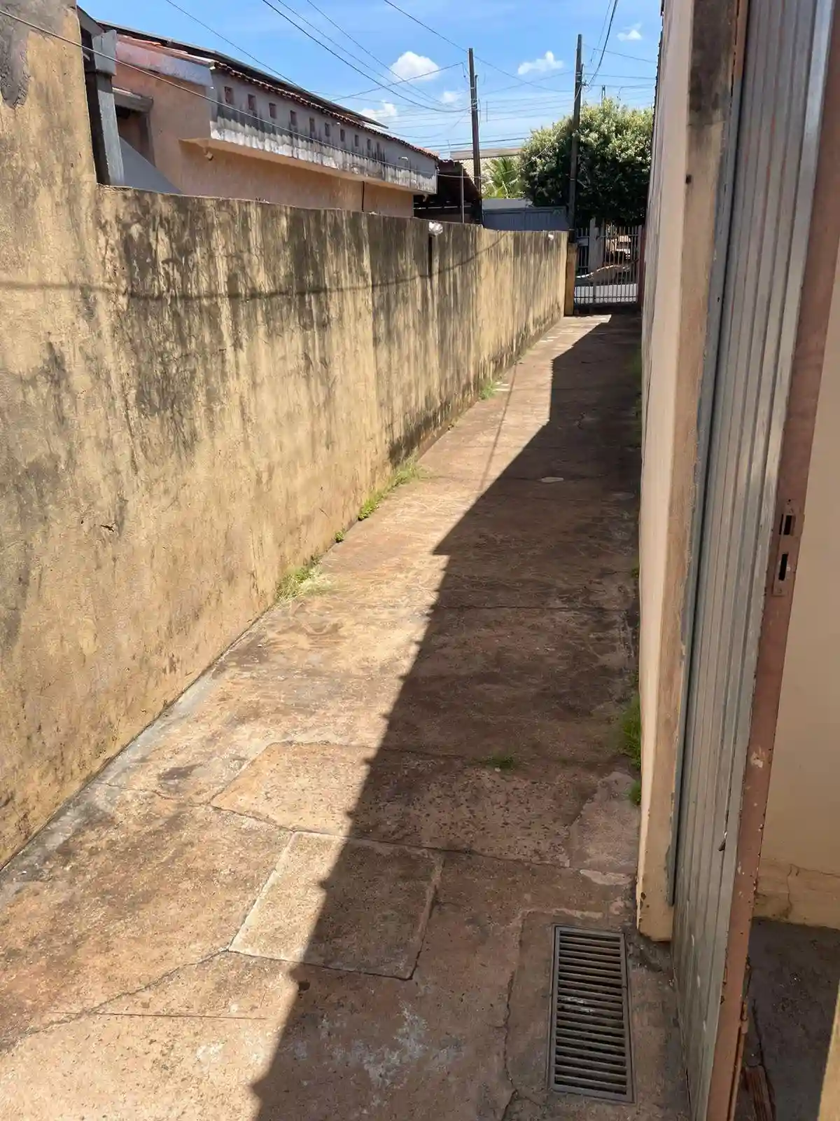 Casa com 1 quarto à venda, 125m² — foto 1 de 14