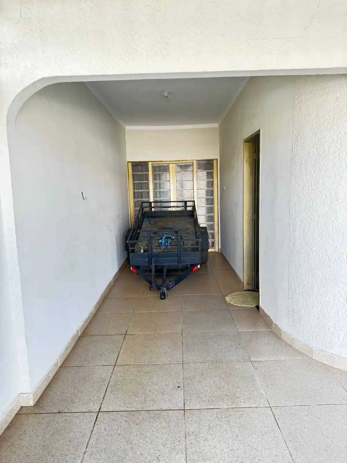 Casa com 3 quartos à venda, 114m² — foto 3 de 15